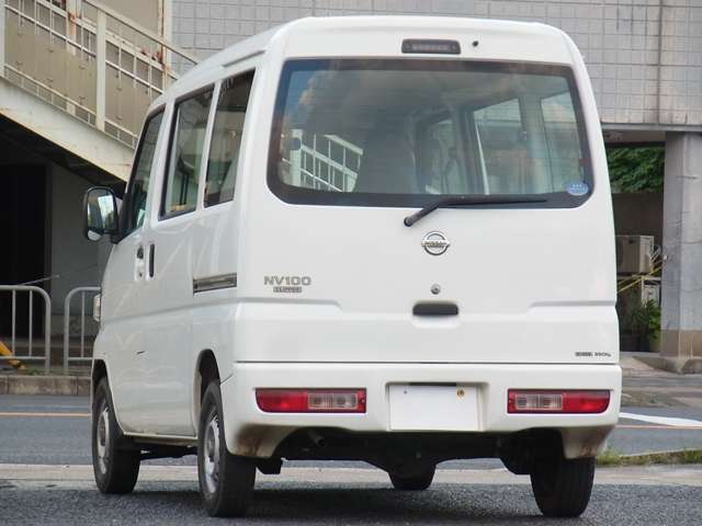 Nissan NV100 Clipper 6