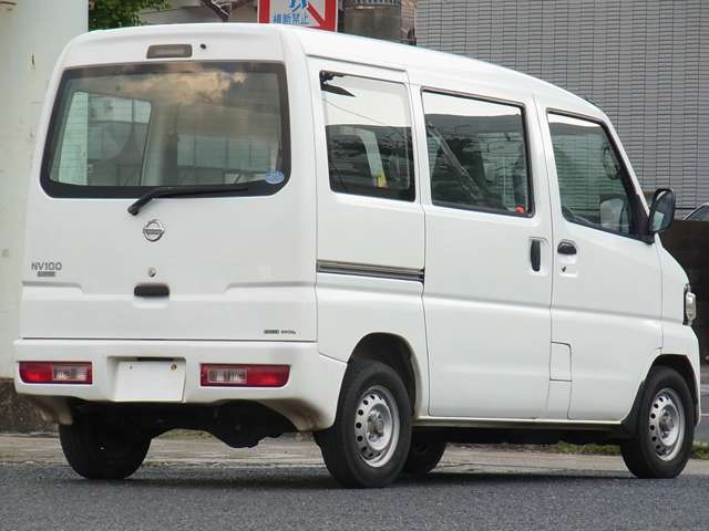 Nissan NV100 Clipper 9