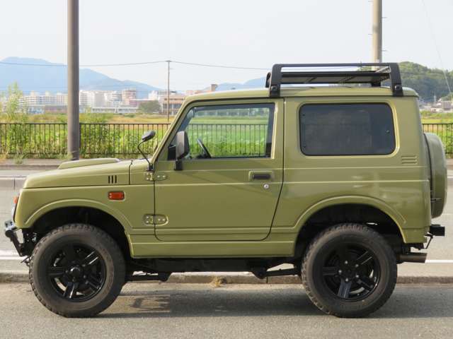 Suzuki Jimny 12