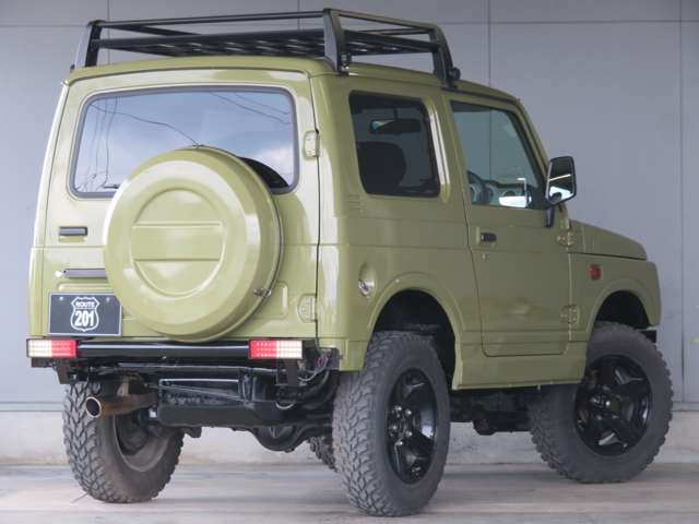 Suzuki Jimny 2