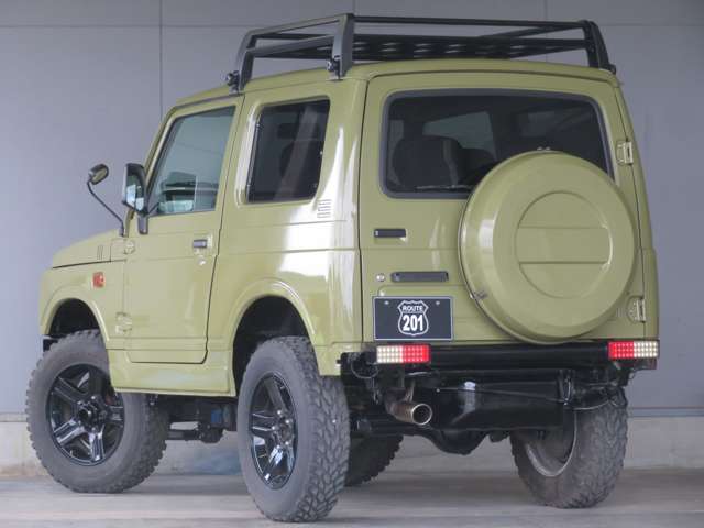 Suzuki Jimny 9