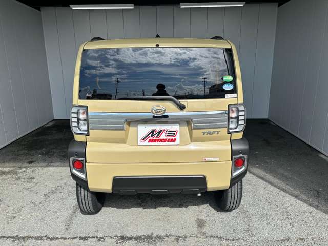 Daihatsu Taft 6