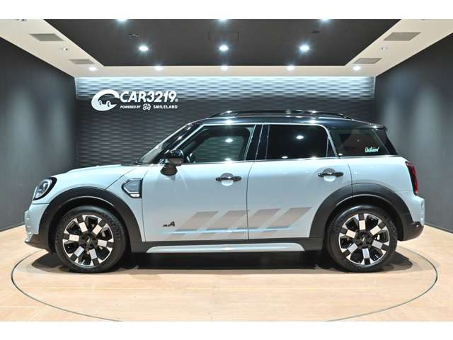 MINI Crossover 11