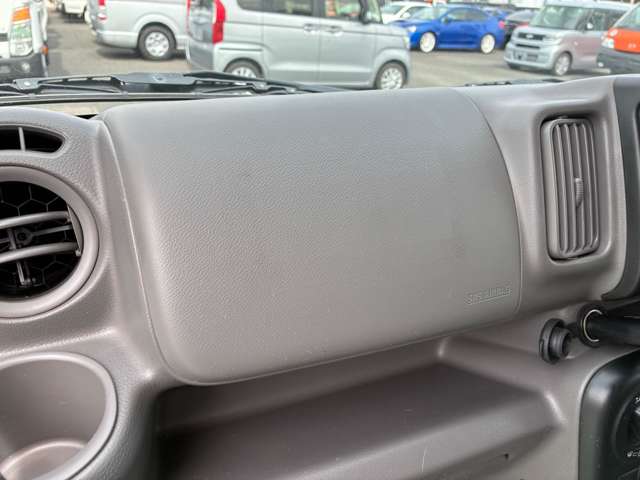 Nissan NV100 Clipper 12