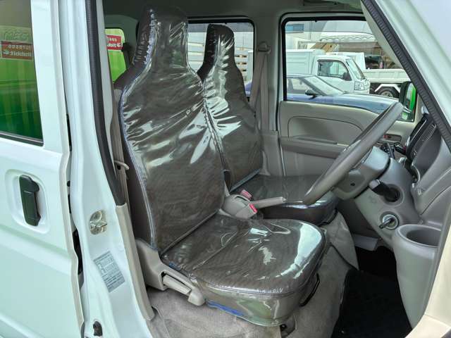 Nissan NV100 Clipper 5