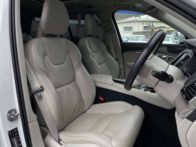 Volvo XC90 9