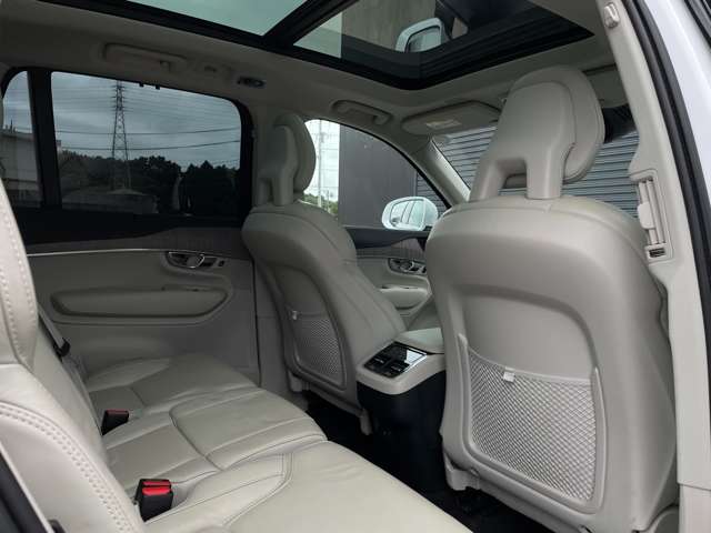 Volvo XC90 10