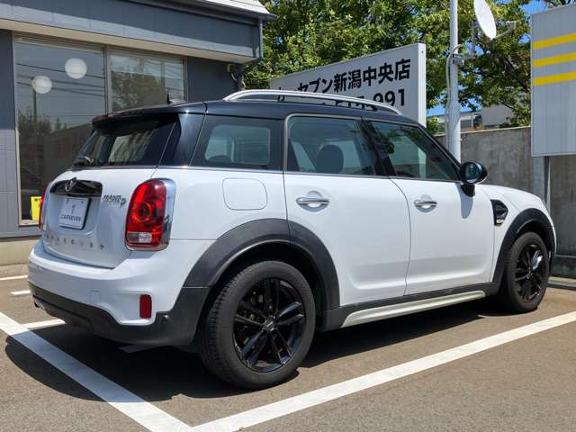MINI Crossover 5