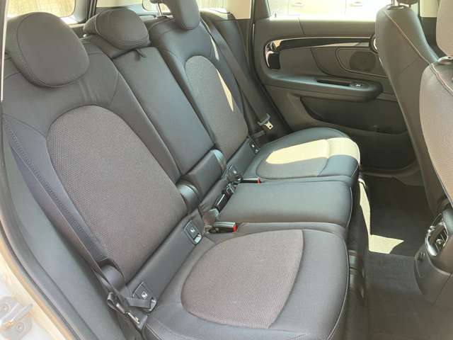 MINI Crossover 10