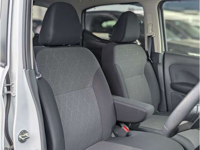 Mitsubishi eK X 6
