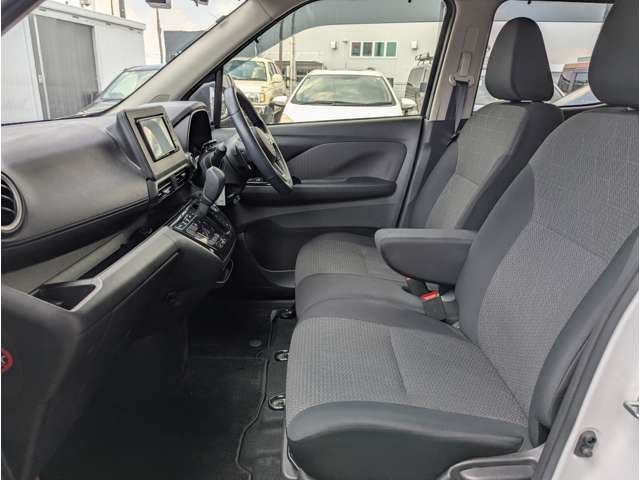 Mitsubishi eK X 7