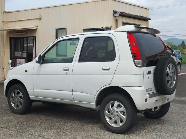Daihatsu Terios Kid 7