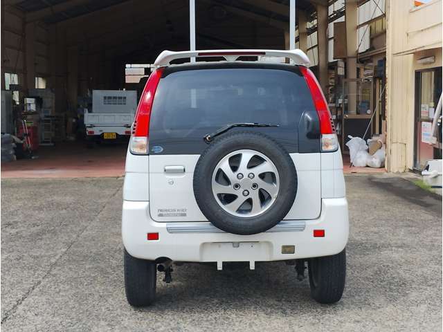 Daihatsu Terios Kid 8