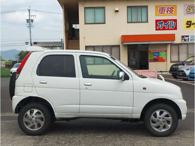 Daihatsu Terios Kid 10