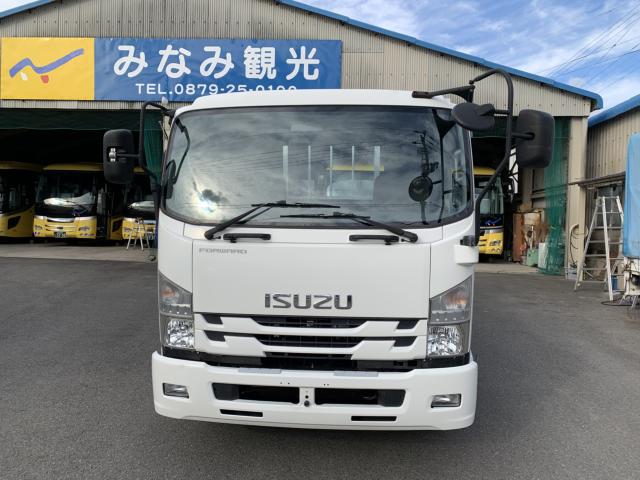 Isuzu Forward 2