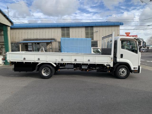 Isuzu Forward 4
