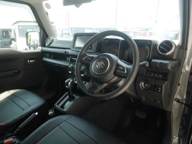 Suzuki Jimny Sierra 4