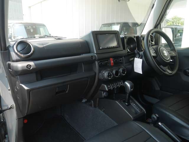 Suzuki Jimny Sierra 9