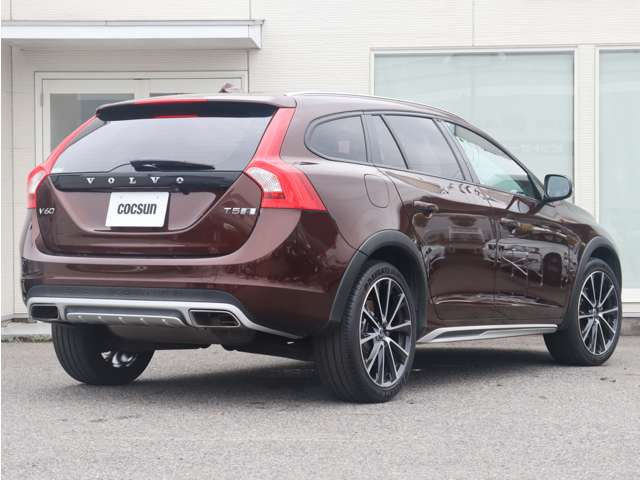 Volvo V60 Cross Country 8