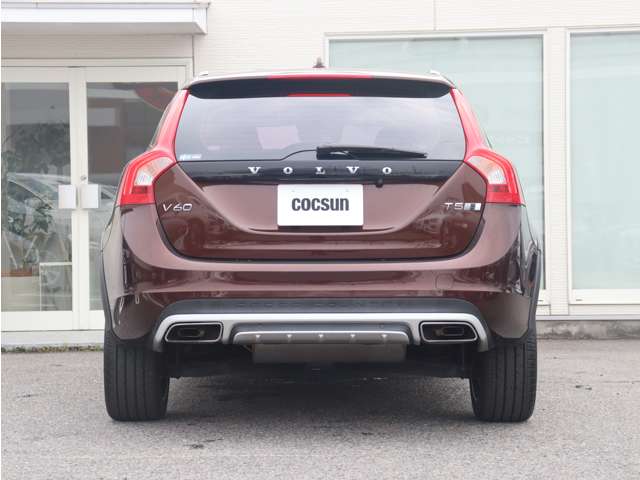 Volvo V60 Cross Country 9