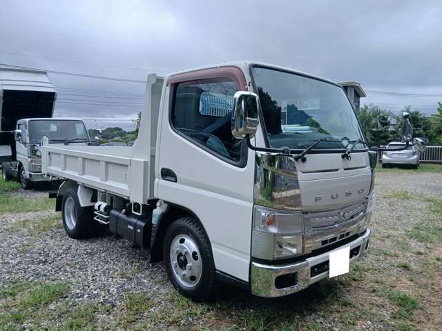 Mitsubishi Fuso Canter 4