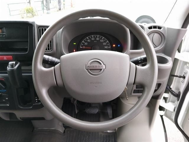 Nissan NV100 Clipper 12