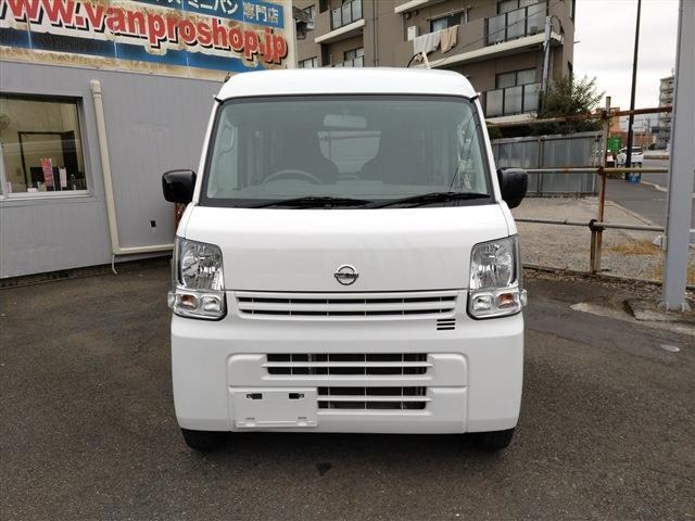 Nissan NV100 Clipper 2