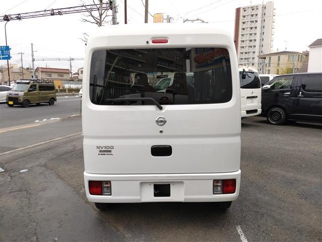 Nissan NV100 Clipper 6