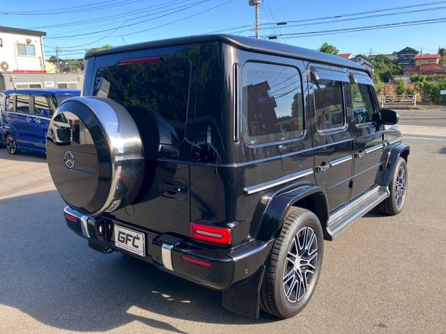 Mercedes-Benz G-Class 2