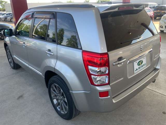 Suzuki Escudo 11