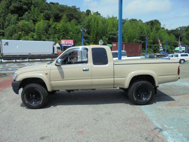 Toyota Hilux 5