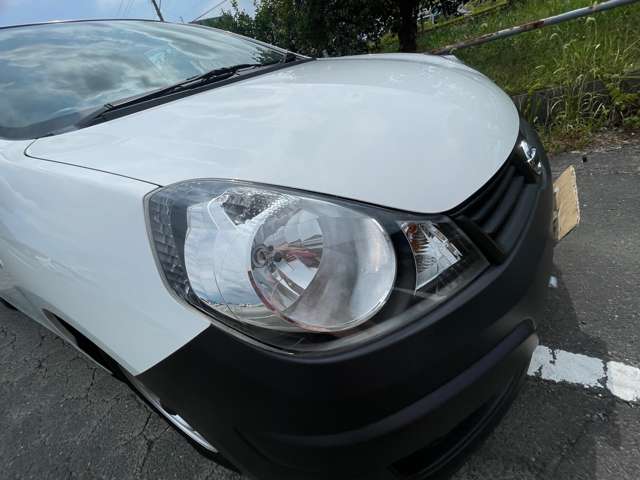 Nissan AD 10
