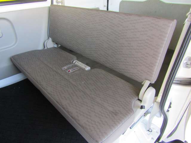 Nissan NV100 Clipper 8