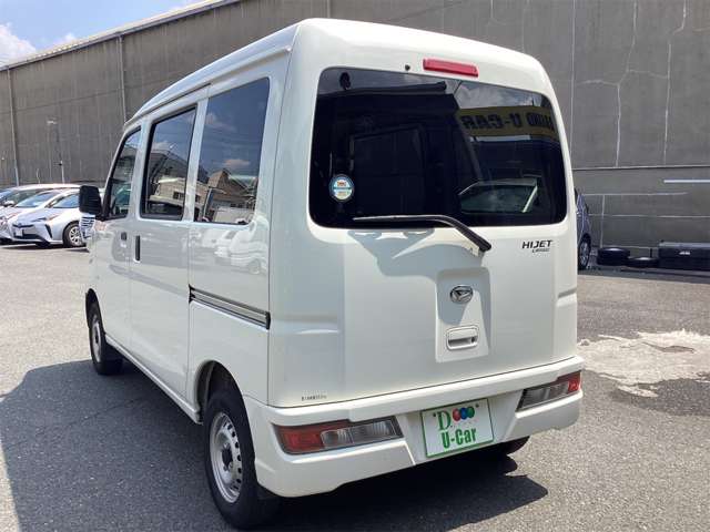 Daihatsu Hijet Cargo 9