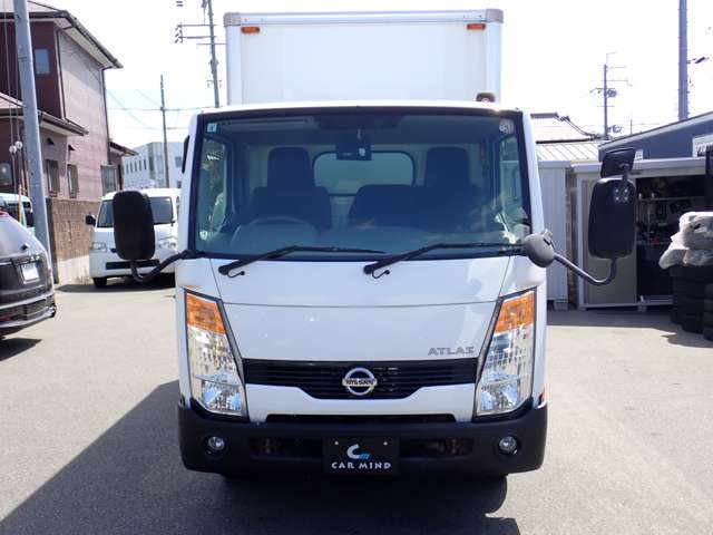 Nissan Atlas 3