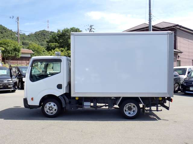 Nissan Atlas 9