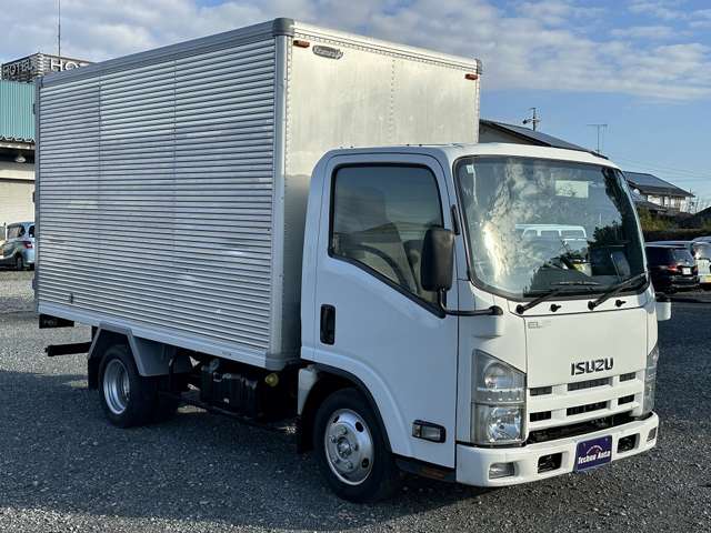 Isuzu Elf 5