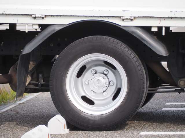 Mitsubishi Fuso Canter 12