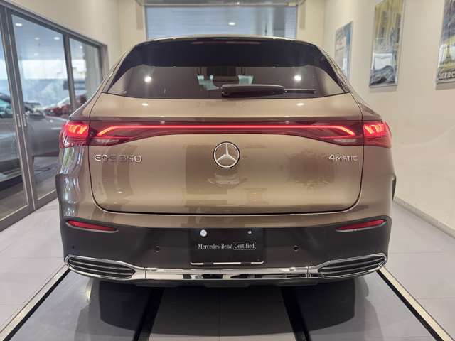 Mercedes-Benz EQE SUV 5