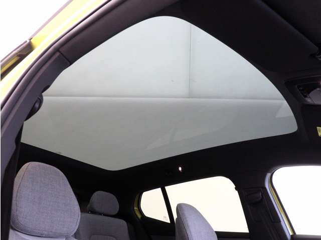 Volvo EX30 5