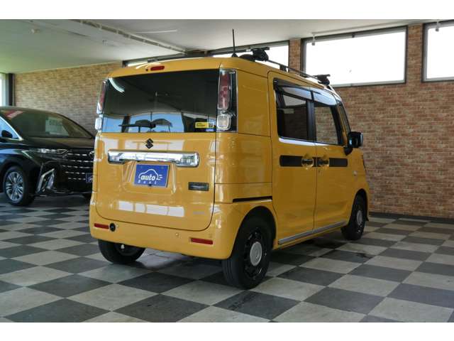 Suzuki Spacia Base 3