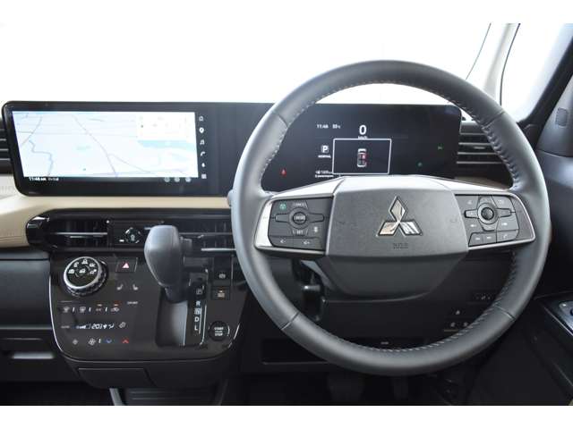 Mitsubishi Delica Mini 12