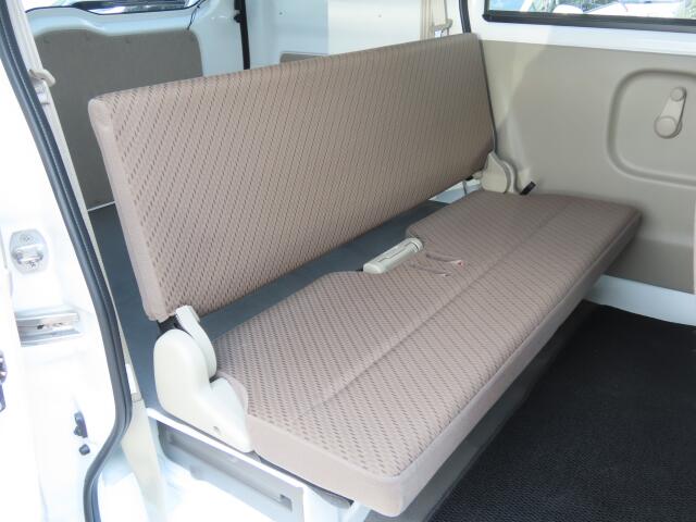 Nissan NV100 Clipper 11