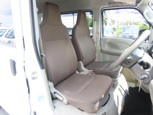 Nissan NV100 Clipper 10