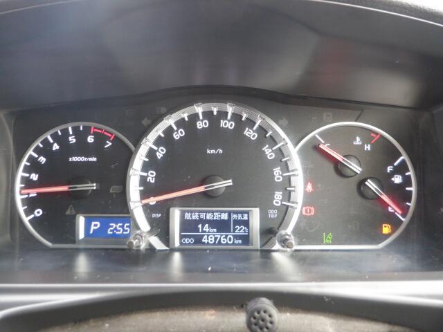 Toyota Hiace Van 9