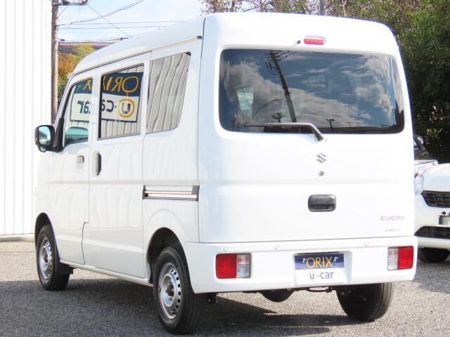 Suzuki Every 3
