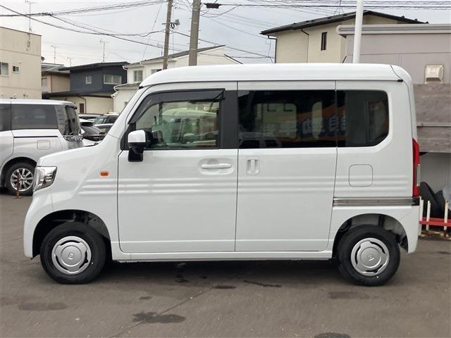 Honda N-VAN 8