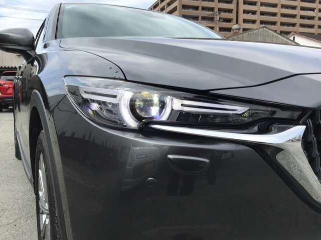 Mazda CX-8 11