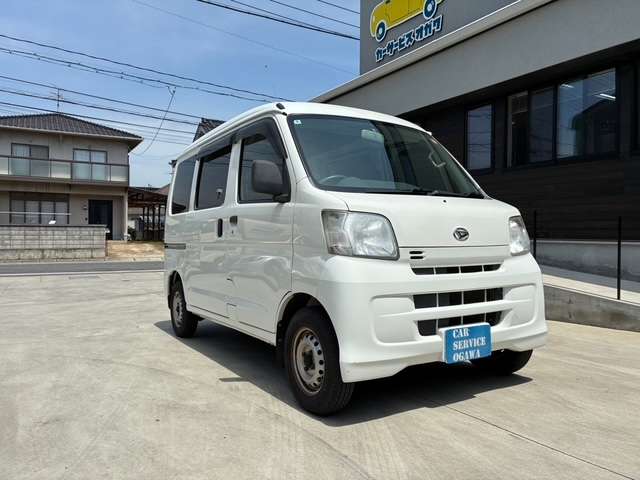 Daihatsu Hijet Cargo 5