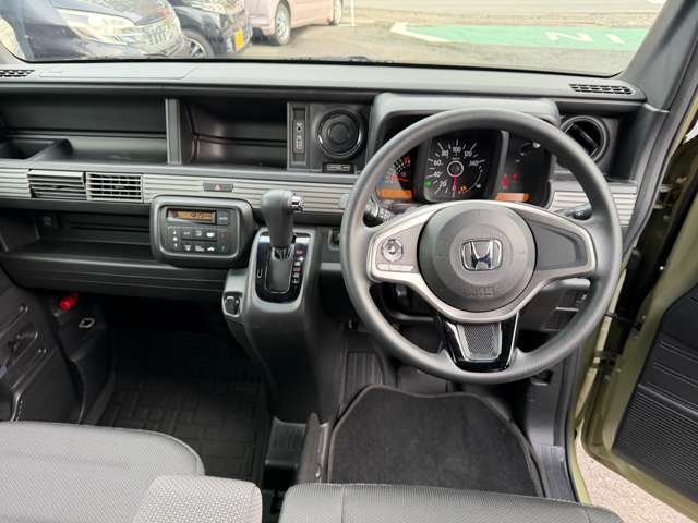 Honda N-VAN 11